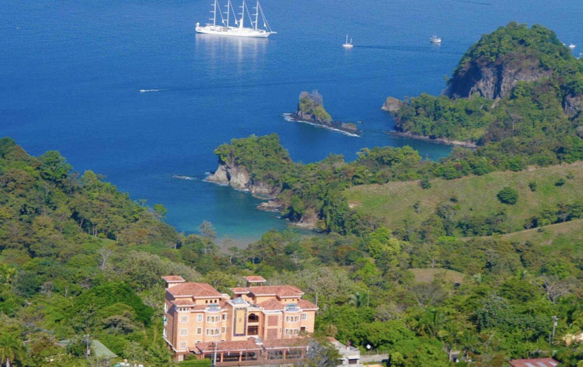 Pacifico Colonial Condominiums Manuel Antonio Exterior photo